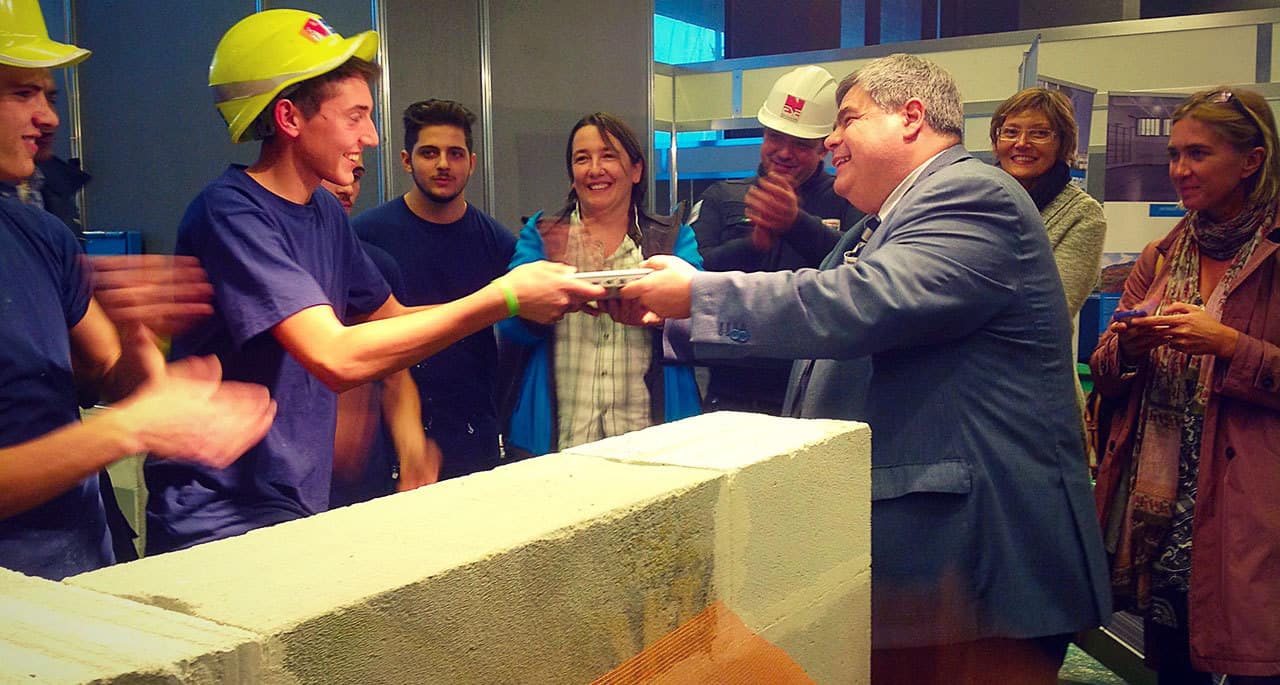 All About Apple premia la migliore Scuola Edile in Liguria