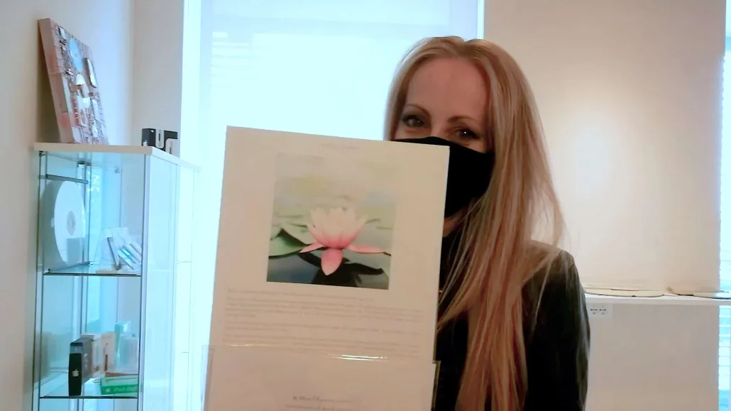 segatini_Maria Elena e il fiore di loto